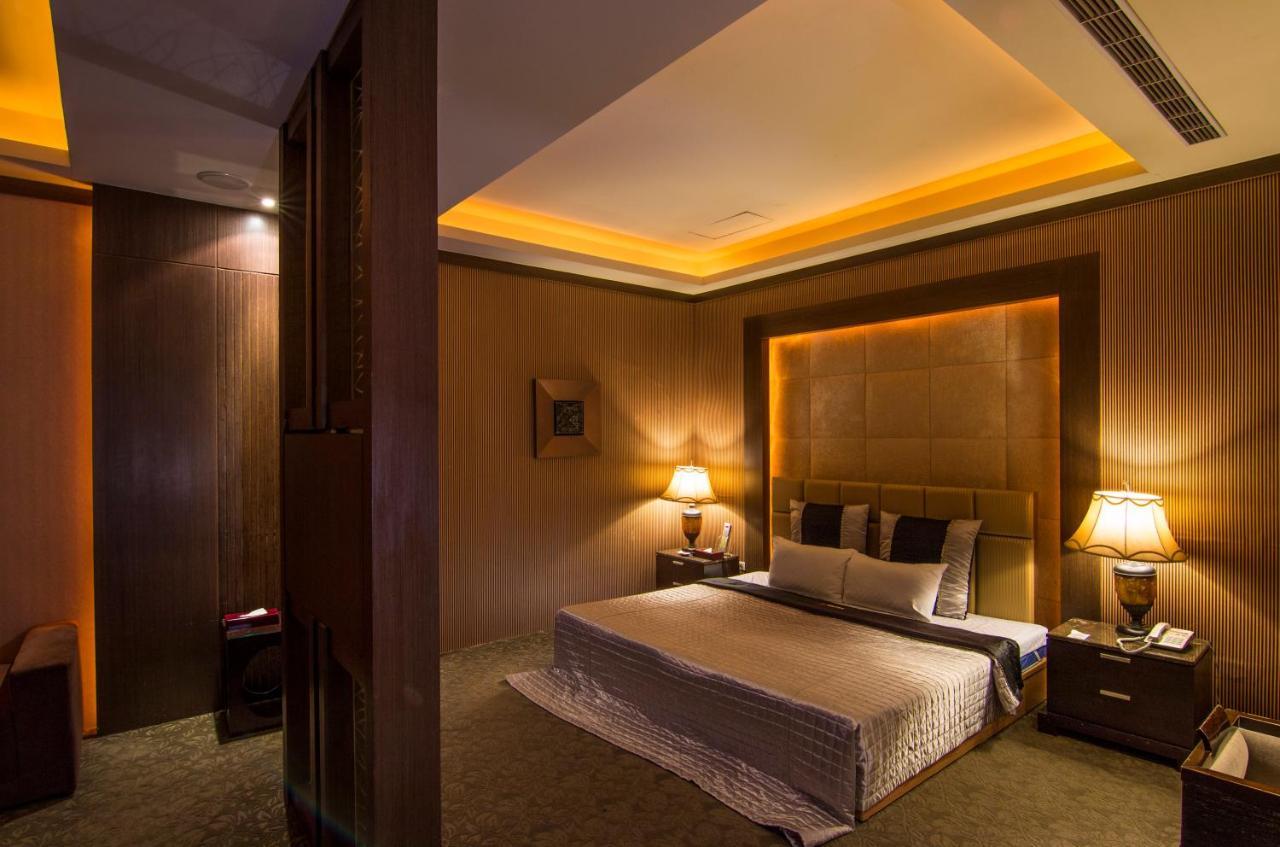 Gold Sand Motel Shulin Exteriér fotografie